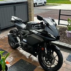 2025 Yamaha R3