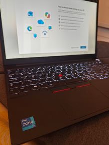 Lenovo ThinkPad E15, intel i7-1165G7, 16gb ram, 256gb NVMe, windows 11 pro, very good condition,