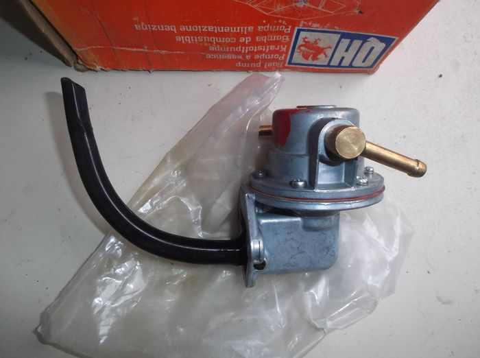 Nissan Bluebird / Violet Fuel Pump.