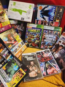 Video Games Ps2 Xbox wii Plus Book