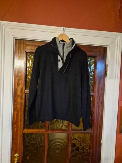 Dissident  Jumper