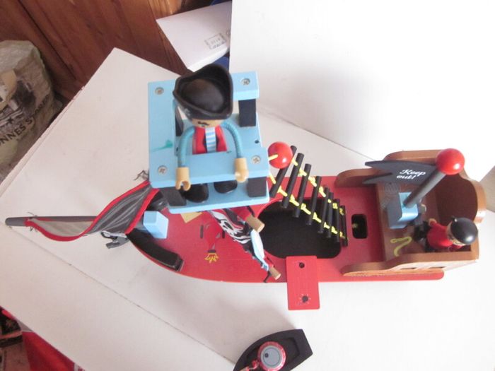 Little Town Wooden Pirate Ship With Pirates