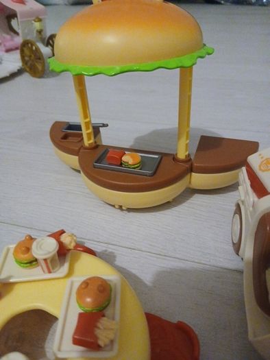 Sylvanian Families Hamburger Stand set