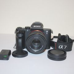 Sony A7ii with 50mm f/1.8 lens