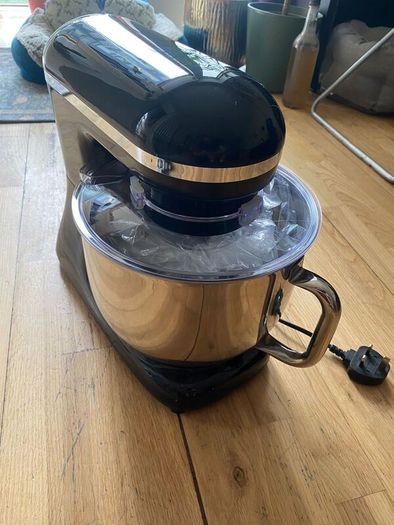 Aucma Stand Mixer for the Baking Hero