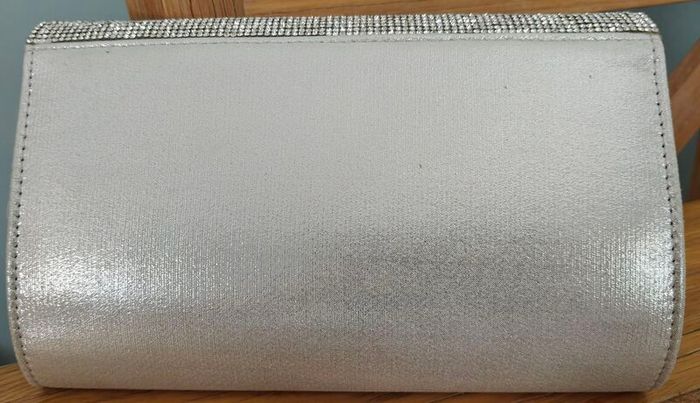 Ladies Silver Clutch Bag - Evening Bag - Purse Handbag With Detachable Chain Strap