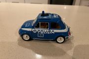Fiat 500 Police 1/21 Burago