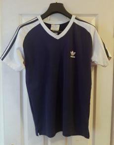 Classic vintage 90's Adidas V Neck T shirt Navy Blue and White Britpop/Oasis