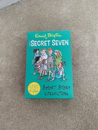 Secret Seven 6 x Book Box Set
