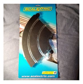 Scalextric C8201: 2x New Radius 1 Curve Track - 90 degrees. ( r1 )