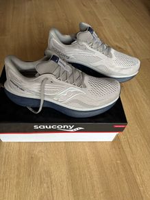 Saucony Ride 18 Size UK 9 Like New