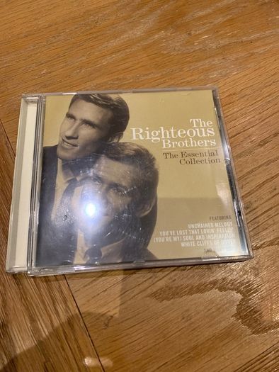 The Righteous Brothers - The Essential Collection