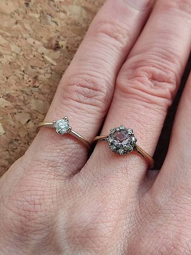 Small size: 18 CT Gold Diamond ring 450 euro and  18 CT Diamond, Iolite ring 450 euro
