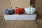 3 knitted pumpkins - The Range