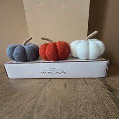 3 knitted pumpkins - The Range
