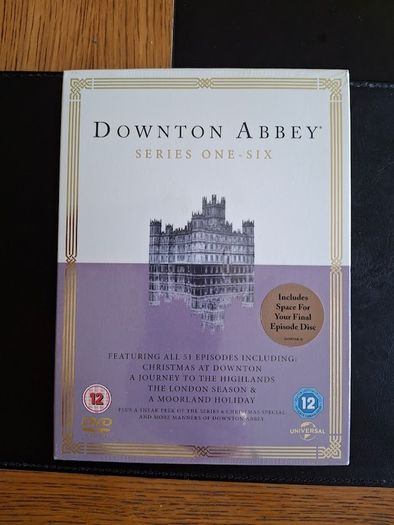 Downtown Abbey: Series One - Six  DVD Box Set