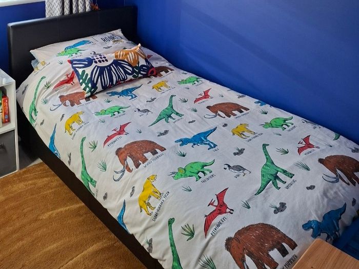 Single bed