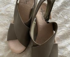 Olive Green Clarks Wedge Heeled Sandals - Size 39.5 - New