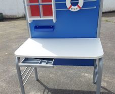 Large child's desk