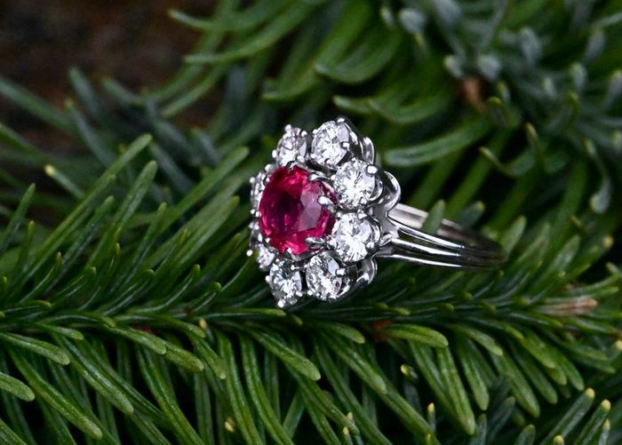 Antique 1920s Ruby & Diamond Cluster Ring