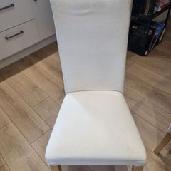 Table + Chairs