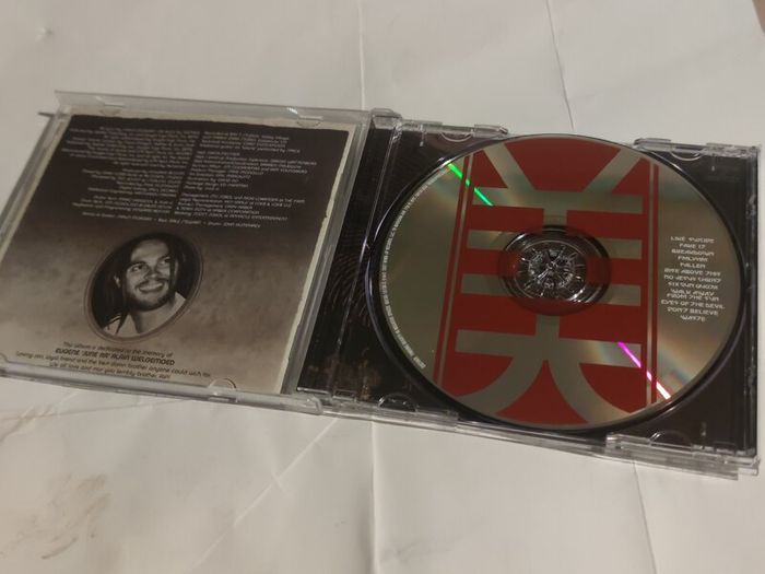 Seether - Finding Beauty in Negative Spaces Cd