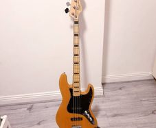 Squier Vintage Modified 70s Jazz Bass (Duncan designed pups)