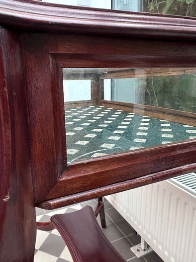 Antique vitrine table