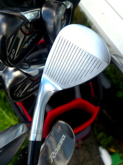 Set of Taylormade Golf Clubs