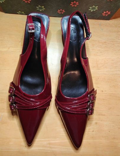Ladies Shoes