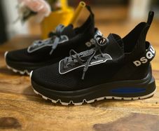 DSQ2 sneakers