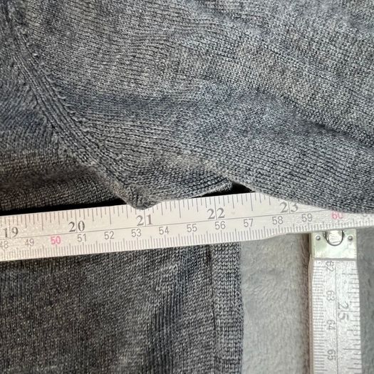 Peter Millar Sweater Mens L Grey V Neck Merino Wool Silk Blend Pullover - Golf
