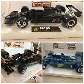 Lot x 3 Mario Andretti Formula 1 scale 1/16 and 1/14