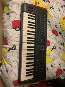 Novation impulse 49 key usb midi controller keyboard