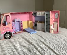 Barbie Vintage Camper Van with pool