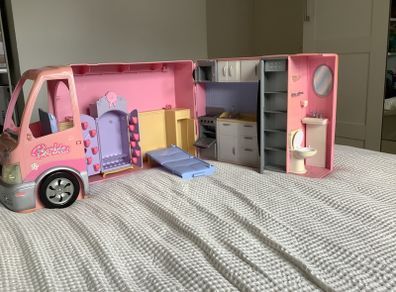 Barbie Vintage Camper Van with pool