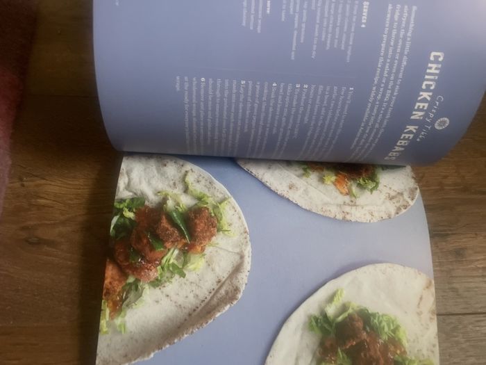 The Daly Dish Synopsis "The Daly Dish: 100 Masso Slimming Meals for Everyday "