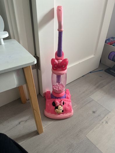 kids make up table and Minnie Mouse Hoover