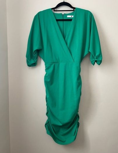 Green dress size 8