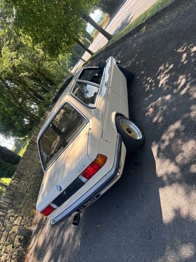 Bmw e21 1982 1.8 immaculate