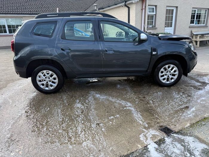 231 Dacia duster 1.5 diesel, low kms