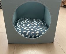 Cat bed