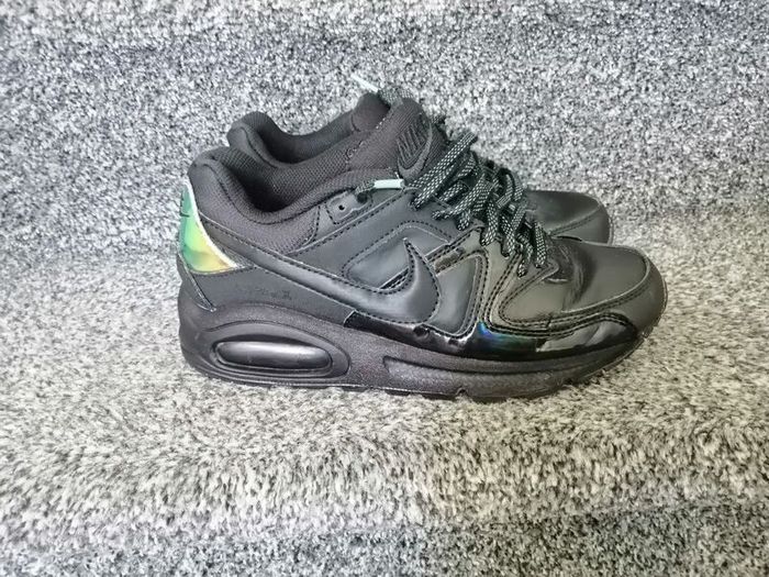 Nike runners kids size 5