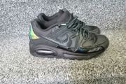 Nike runners kids size 5