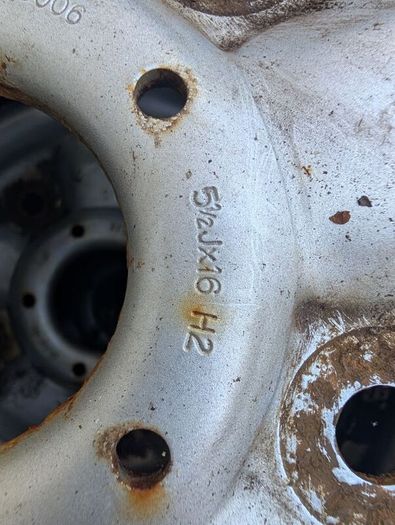 Ford Transit 16" steel rims (mk7)with low milage winter tyres
