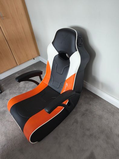 Gaming chair