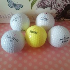 5 golf balls