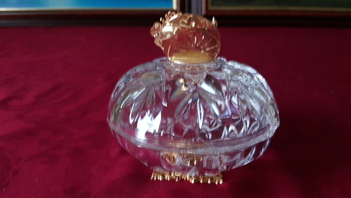 Killarney Crystal Cut Crystal Glass Happy Birthday Lidded Jewelry Dish / Bowl With 22 Carat Gold Cover Handle and Footed Base Finishing Made In Ireland
