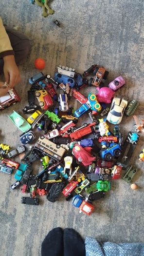 bundle of toy cars