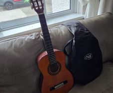 Starter guiter